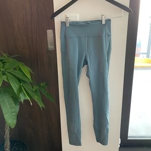 In Movement Size 4 Lululemon Sea Foam Green